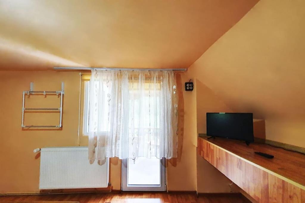 Casa Petruta Dambovicioara Hotel Podu Dimbovitei Екстериор снимка