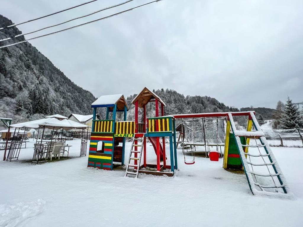 Casa Petruta Dambovicioara Hotel Podu Dimbovitei Екстериор снимка