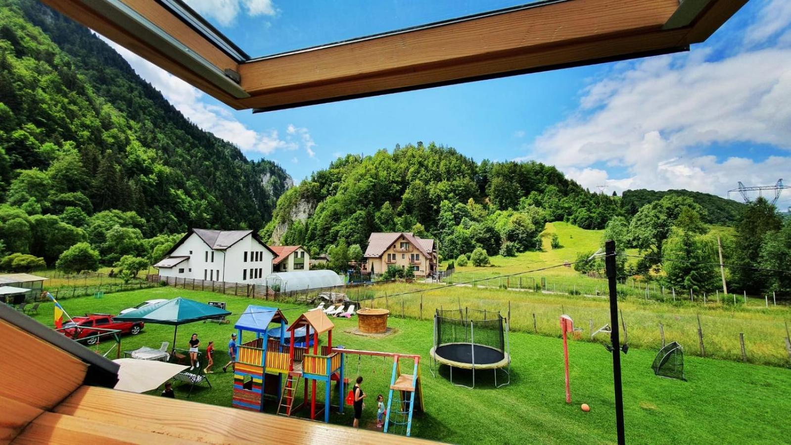 Casa Petruta Dambovicioara Hotel Podu Dimbovitei Екстериор снимка