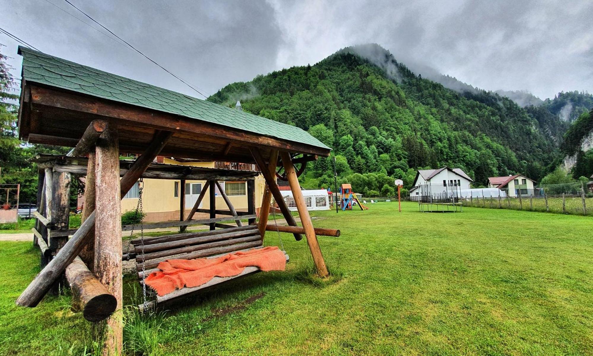 Casa Petruta Dambovicioara Hotel Podu Dimbovitei Екстериор снимка